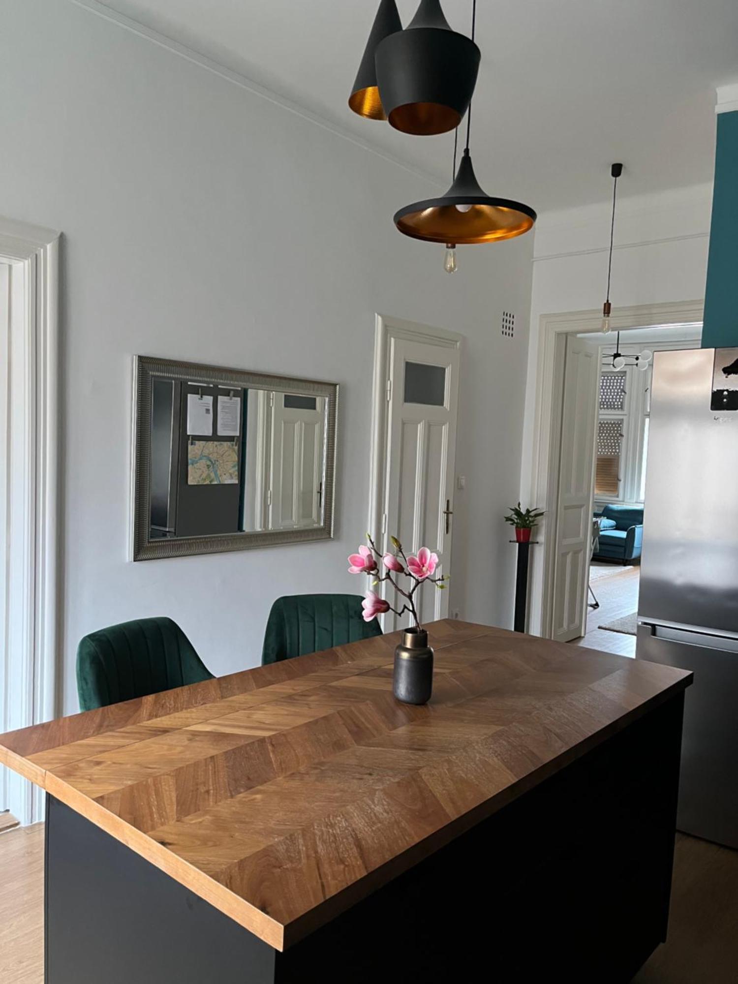 Central Szeged Apartment Апартаменты *